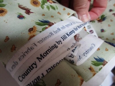 1 cuarto de grasa nuevo tela de algodón perros gallos girasoles 21" x 18" gallo rojo Foto 1 de 2