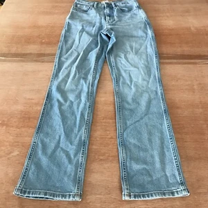 Everlane the Cheeky Bootcut Jean Women Size 23 Mid Rise Medium Wash Preppy - Picture 1 of 12