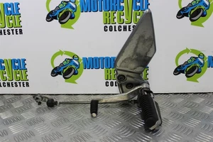 Suzuki GSF 1200 S Bandit Fußrastenaufhänger Montage vorne links 1997 bis 2000 B159 - Bild 1 von 8