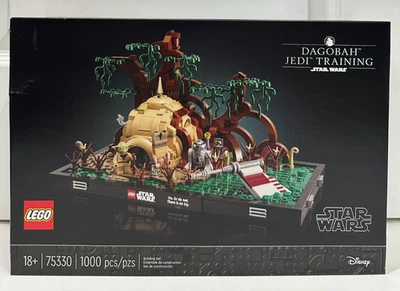 LEGO Star Wars Dagobah Jedi Entrenamiento 75330 1000 piezas Diorama NUEVO Y SELLADO Foto 1 de 4