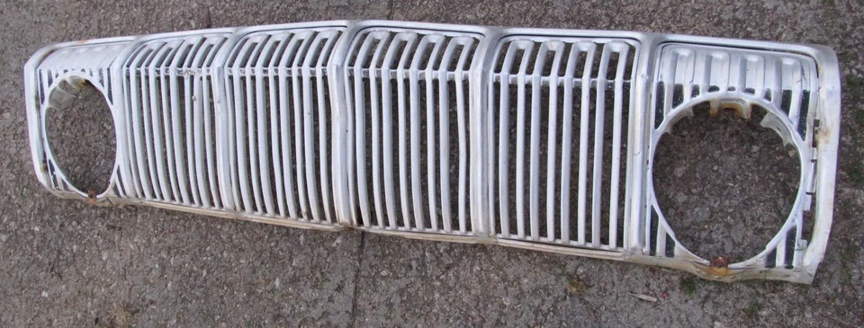 1963 Dodge 330 440 Polara Original Mopar Grille Grill Minor Dents - Image 1 of 4