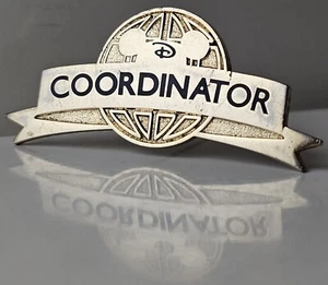 Walt Disney Coordinator Rare Cast Member Gold Tone Uniform Collectible Pin Vtg - Picture 1 of 9