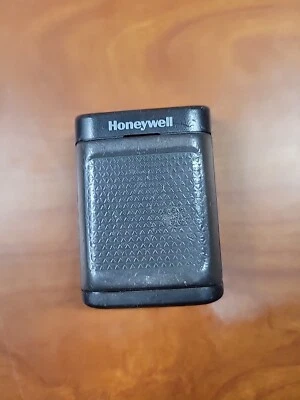 Honeywell 8680i Wireless Wearable 1D Finger Ring Barcode Scanner - Image 1 of 4