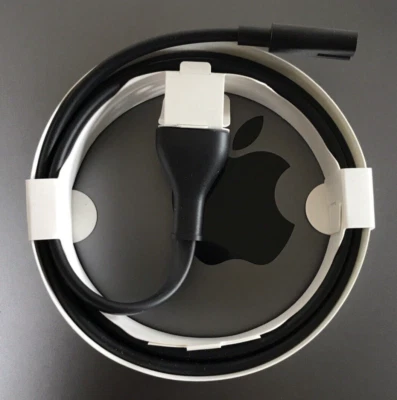 Original-Zubehör-Hersteller Apple schwarz 2-poliges AC-NETZKABEL - Mac Mini 2018, M1 2020, M2 2023 *NEU* - Bild 1 von 3