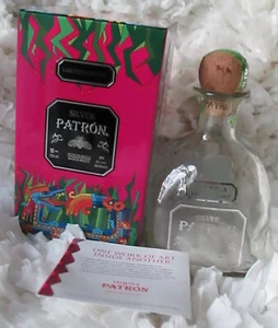 EDICIÓN LIMITADA PLATA PATRÓN LATA DE TEQUILA Y BOTELLA DE VIDRIO VACÍA 700 ml con INSERTO - Imagen 1 de 3