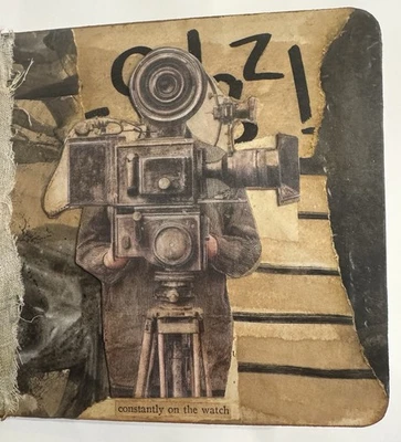 Diario de arte original alterado Constantly On The Watch - 14 páginas. Foto 1 de 4