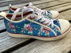 Superdry Bright Blue Floral Canvas Pumps Size UK 6 Gc! - Picture 1 of 5