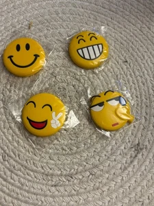 4 MAGNETI EMOJI VINTAGE - Foto 1 di 3