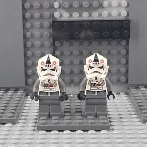 Set of 2 Lego Star Wars Minifigure At-At Driver Sw0262 - Picture 1 of 9