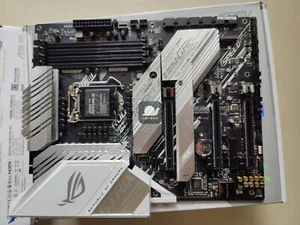 ASUS ROG STRIX Z490-A GAMING LGA 1200 Intel Z490 USB3.2 DDR4 Motherboard ATX - Bild 1 von 3