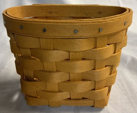 Longaberger 1999 Oregano Booking Basket with Wall Hanging Hardware Cover