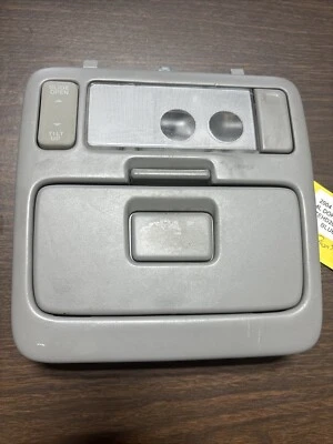 2001-2005 Toyota RAV4 Overhead Roof Dome Map Light Reading Lamp 85920-0W010 L27 - Image 1 of 3