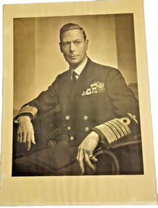 1946 Vintage KING GEORGE VI By YOUSUF KARSH poster, unmounted. 13*10 image - Foto 1 di 4