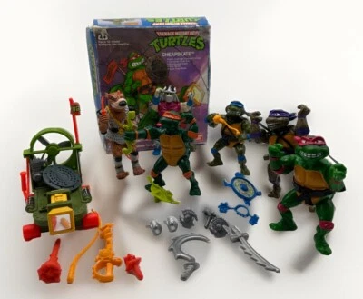Vtg Teenage Mutant Ninja Turtles Figures x 6 & CheapSkate Bundle TMNT 1988-89 - Image 1 of 4