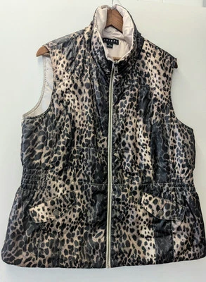 Tribal Reversible Zip Puffer Vest Animal Print/Tan Size XL Women's - Image 1 of 4