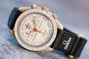 Brand new Swatch x Omega Moonswatch Mission To Jupiter Watch - With Box - Picture 1 of 6