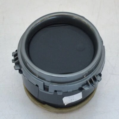 TOYOTA YARIS XP130 Dashboard Right Air Vent Flap 2015 Foto 1 de 4