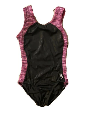 10-12 KBee Gimnasia Leo Foto 1 de 2