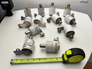 Qty. of 12 Buss Current Limiting Fuse No. LAN-K-A NSN #5920-01-222-3596 - Picture 1 of 5