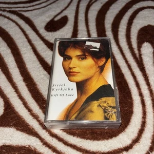 GIFT OF LOVE Sissel Kyrkjebo MERCURY 522 118-4 Cassette Tape - Picture 1 of 5