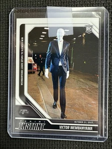 2023-24 Panini Instant Victor Wembanyama #32 RC 1/15593 Slender Man Halloween RC - Foto 1 di 2