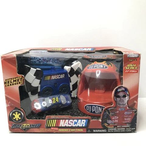 2003 NASCAR Jeff Gordon Road Champs #24 Radio Control Car & Helmet Charger Cover