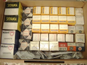 lotto di 38x valvole varie radio TV nuove. Tube Lampe Vintage NOS - Afbeelding 1 van 1