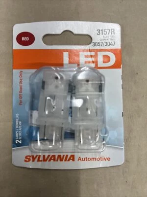 Sylvania Luz LED 3157 Rojo Dos Bombillas Parada de Freno Trasera Estacionamiento Reemplazo Lámpara Ajuste Foto 1 de 2