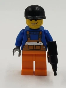 Lego Minifigur AIR033 Overall Sicherheitsstreifen orange Beine schwarze Kappe Grinsen Stubbl - Bild 1 von 2