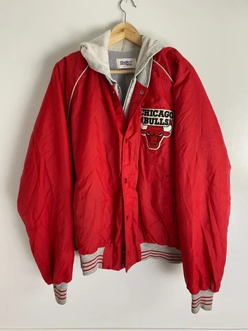 Vintage Chalk Line Red Chicago Bulls Satin Jacket with Hood. Men’s XL USA Rare** Cover