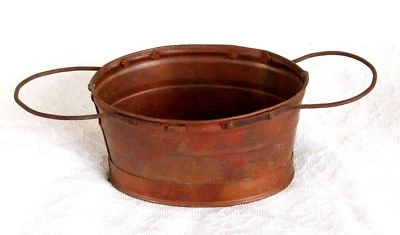 A1 - PICCOLO VECCHIO CONTENITORE CACHEPOT OVALE IN RAME - Immagine 1 di 3