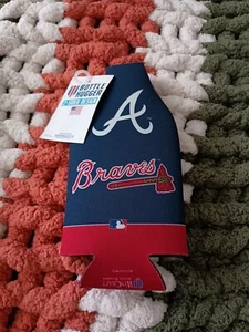 Atlanta Braves 12 oz Bottle Koozie BRAND NEW - Picture 1 of 2