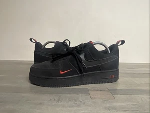 Nike Air Force 1 07 LV8 Reflective Swoosh Black Red DZ4514-001 Men's Size 8 - Picture 1 of 14