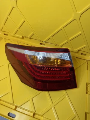 2010-2012 Lexus LS460 Driver Left LH Side Outer LED Tail Light Rear OEM - Image 1 of 4