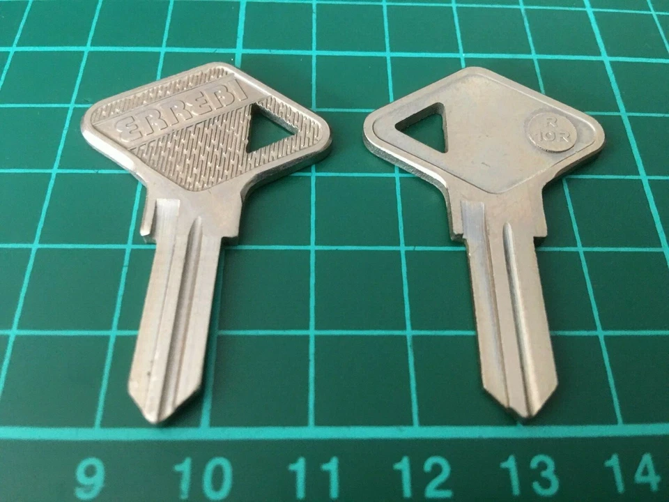 Renault R 6, R 12, R 16 key blank doors Errebi R 10 R  - Image 1 of 1