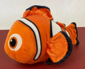 Bandai / Disney 2016 ☆ FINDING DORY ☆ Orange Nemo Fish - Small 15cm Toy Plush - Picture 1 of 6