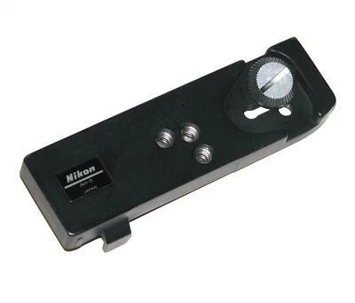 Adaptador de montaje de trípode Nikon AH-3 para todas las cámaras SLR con unidades de motor (Japón) Foto 1 de 4