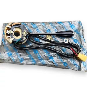 Interruptor de señal de giro MAZDA 1500 1800 LUCE A6 A7 piezas originales NOS JAPÓN ((RHD)) - Imagen 1 de 9