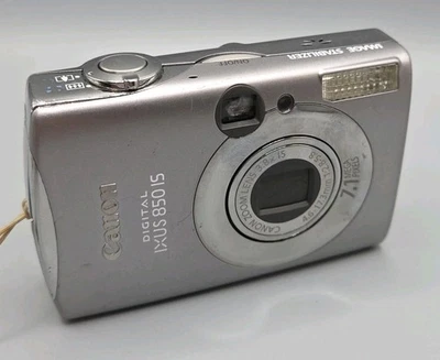 Canon IXUS 850 Is Digital Camera. Out Of Focus, Please Read Description.  - Image 1 of 4