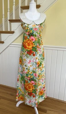 Maxi Vestido Vintage Imperio Muy Brillante Floral Repujado Algodón Cuello Blanco Años 70’s S Foto 1 de 4