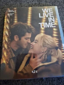 WE LIVE IN TIME A24 Special Edition (Blu-ray) BRAND-NEW Sealed - Imagen 1 de 3