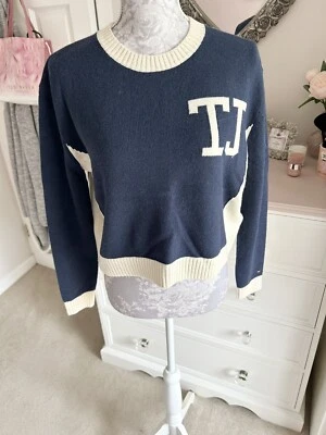 Saltador recortado azul Tommy Hilfiger talla pequeña Foto 1 de 4