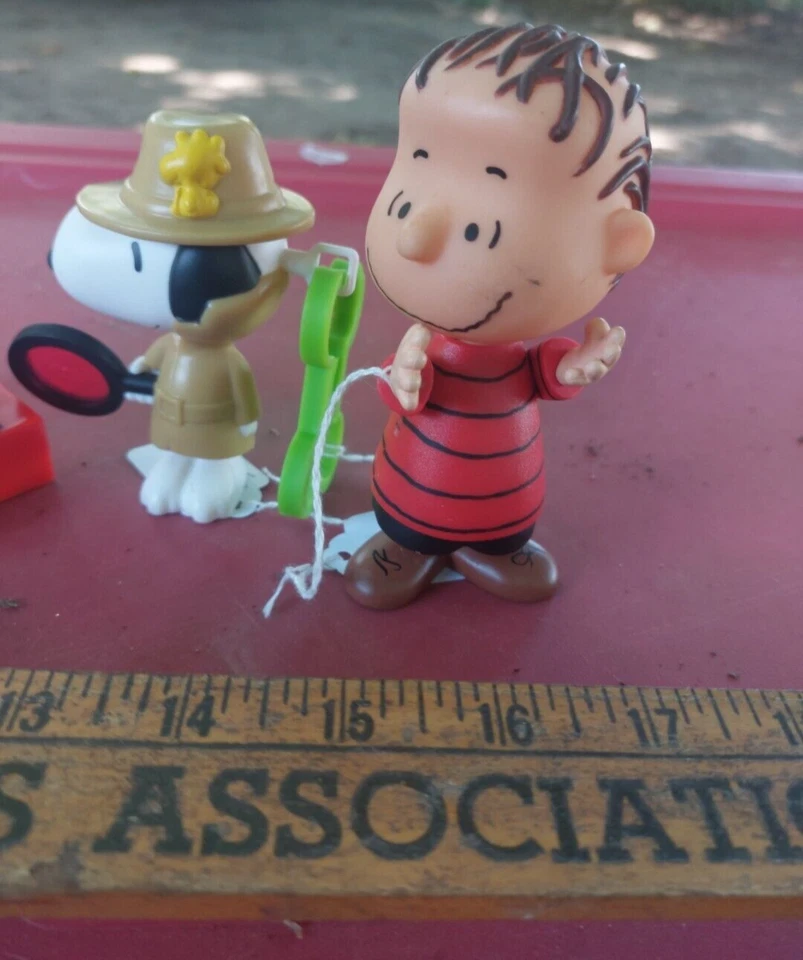 Lote de 5 figuras de cacahuetes de colección Snoopy y amigos Foto 1 de 4
