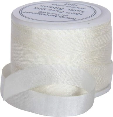 Cinta Threadart 100 % seda pura - 7 mm crema - No. 501-10 metros Foto 1 de 4