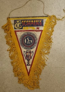 Wimpel FC SCHALKE 04 groß ca. 23 x 33 cm, DDR, FIFA, üppige Fransen, sehr selten - Bild 1 von 2