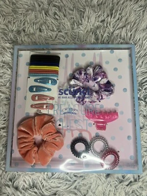 Scunci 22 Piece Hair Accessories Treasure Chest Set - Image 1 of 2