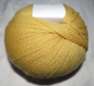 KnitPicks, Peruvian Highland Wool - Cornmeal Color # 2404 50 Grams - Picture 1 of 6