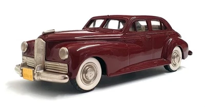 Brooklin Modelos Escala 1/43 BRK18 001 - 1941 Packard Clipper - Granate Foto 1 de 4