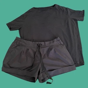 Lululemon LOT Shorts Short Sleeve Tee Shirt Black Size 12 XL? *READ Gym Outfit - Picture 1 of 17