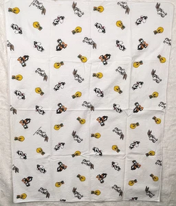 VTG 1994 Baby Looney Tunes Receiving Blanket Bugs Bunny Sylvester Tweety Daffy - Picture 1 of 11